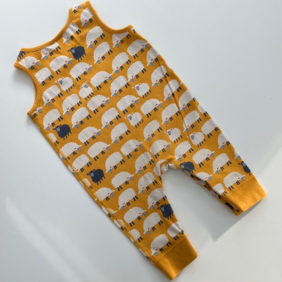 *Hanna Andersson Jumpsuit (size 75) - Picture 2 of 7